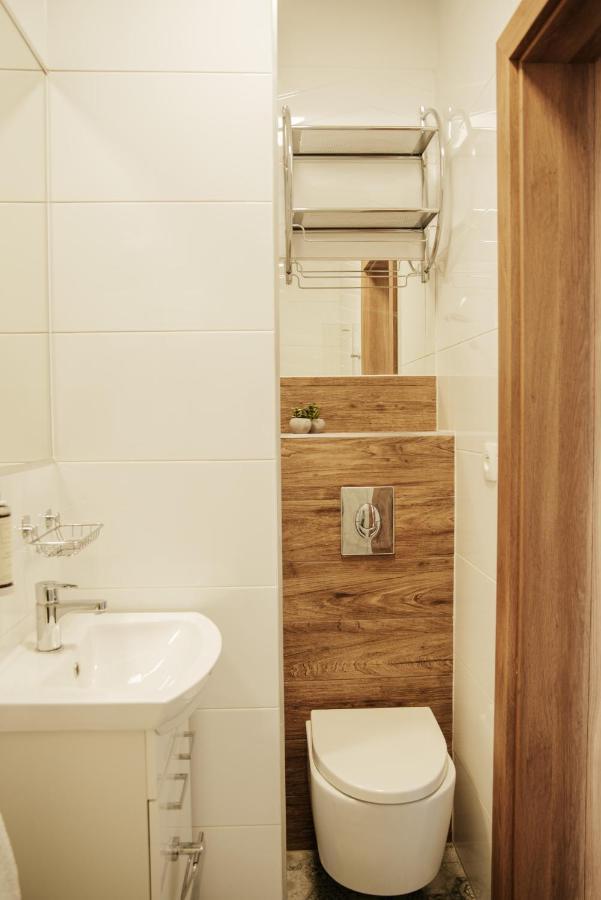 Apartamenty Czestochowa Eu 'Garaz Gratis' Częstochowa Exterior foto