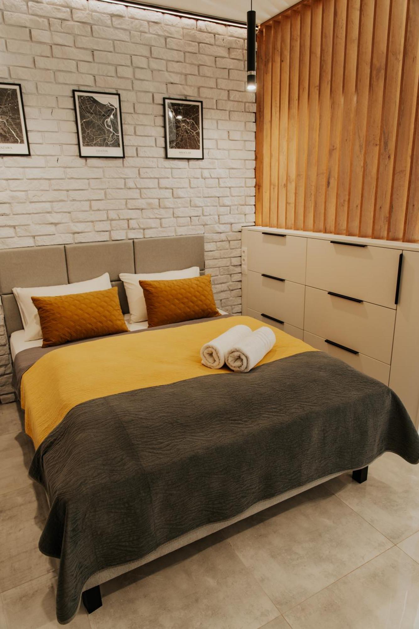 Apartamenty Czestochowa Eu 'Garaz Gratis' Częstochowa Exterior foto